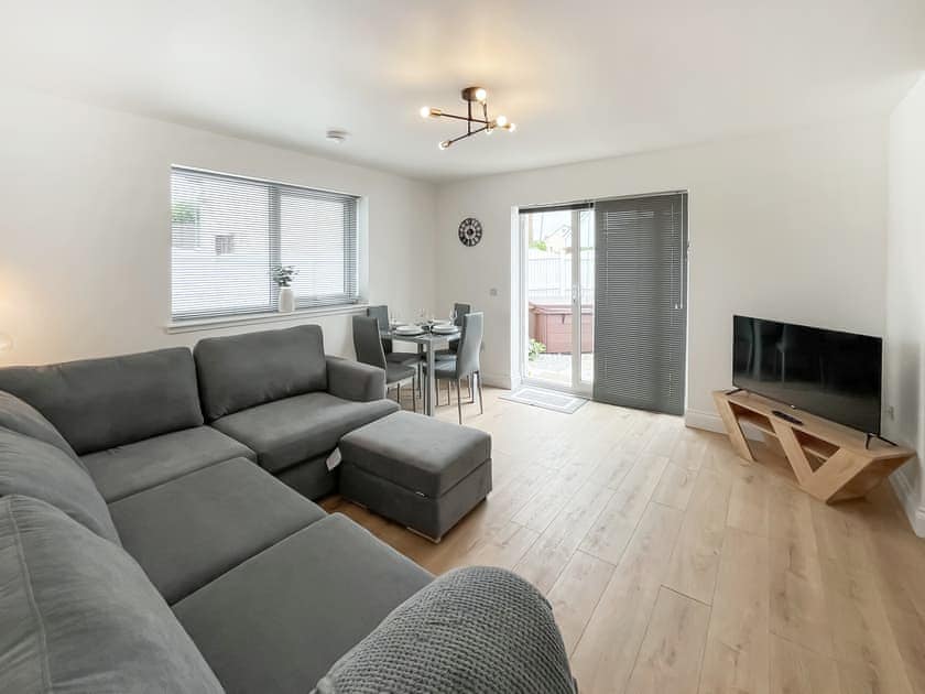 Living room/dining room | Hyde House, Ecclefechan, near Lockerbie