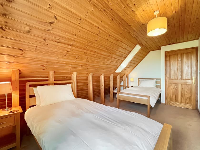 Twin bedroom | Melbury Chalet - Stour Cross Farm, West Stour, near Gillingham