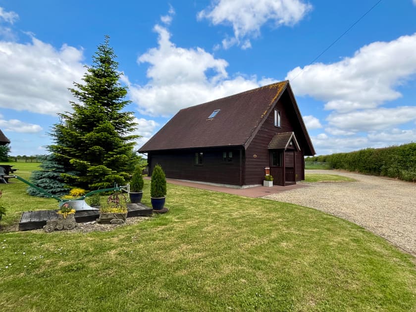 Exterior | Melbury Chalet - Stour Cross Farm, West Stour, near Gillingham