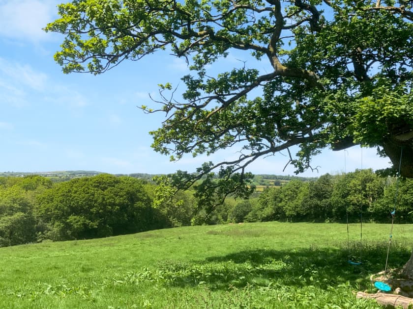 Surrounding area | Park Clement, Bwlch y Groes