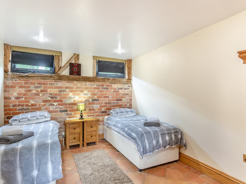 Twin bedroom | Clamp Farm Barn, Creeting St Peter, near Stowmarket