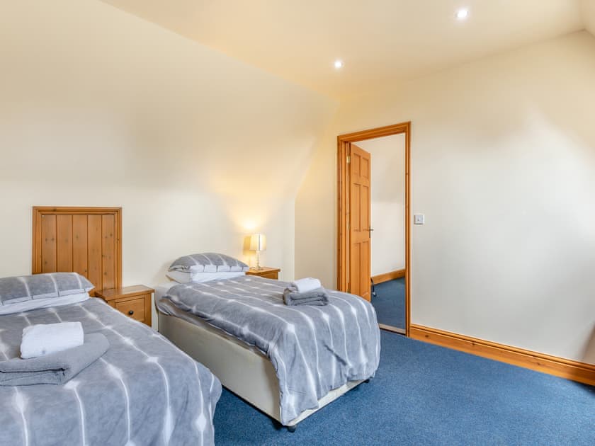 Twin bedroom | Clamp Farm Barn, Creeting St Peter, near Stowmarket