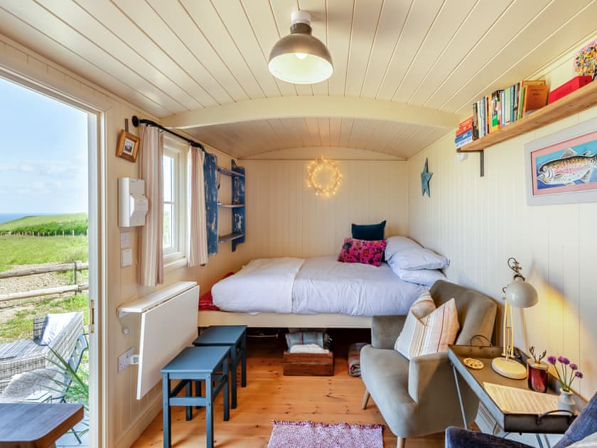 Double bedroom | Little Puffins - Blegberry Farm, Hartland