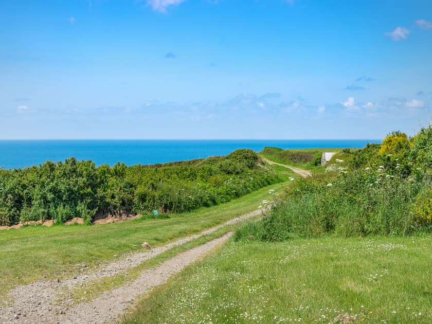 Surrounding area | Little Puffins - Blegberry Farm, Hartland