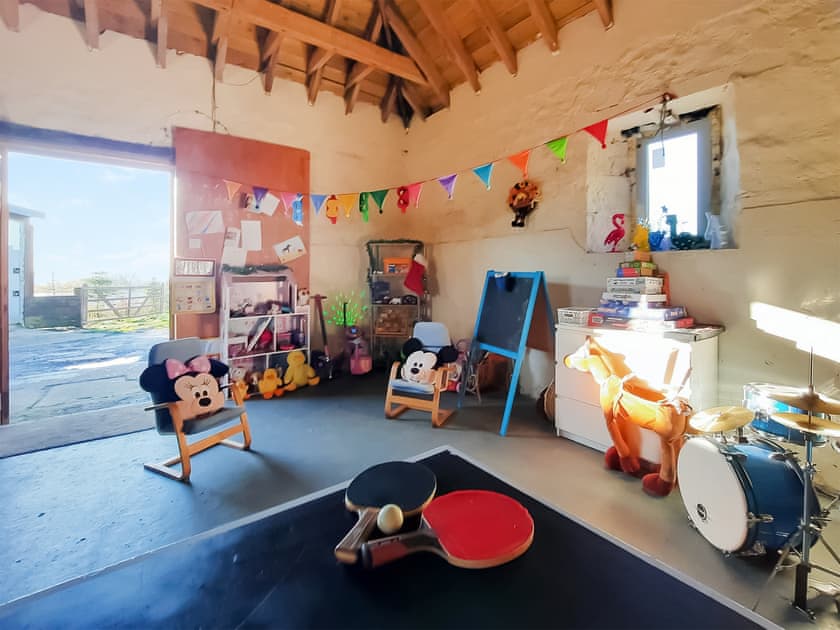 Games room | Old Barn Farm Cottage - Old Barn Farm, Uplawmoor, near Paisley
