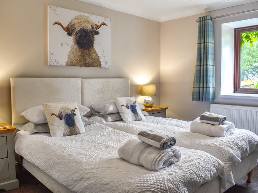 Twin bedroom | The Granary - Irton House Farm, Isel near Cockermouth, Lake District