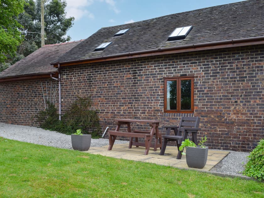 Exterior | The Granary - Donative Holiday Cottages, Warton, near Tamworth