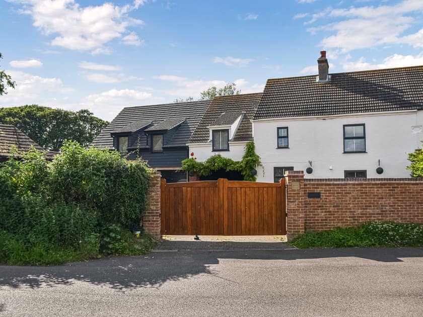 Exterior | Myrtle Cottage, Repps with Bastwick