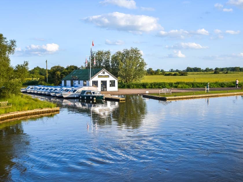 Surrounding area | Myrtle Cottage, Repps with Bastwick