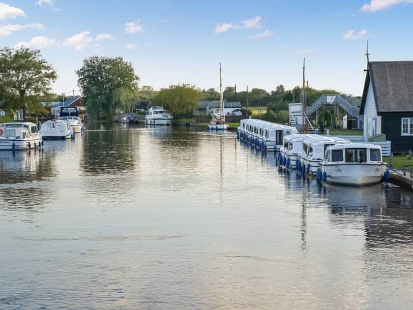 Surrounding area | Myrtle Cottage, Repps with Bastwick