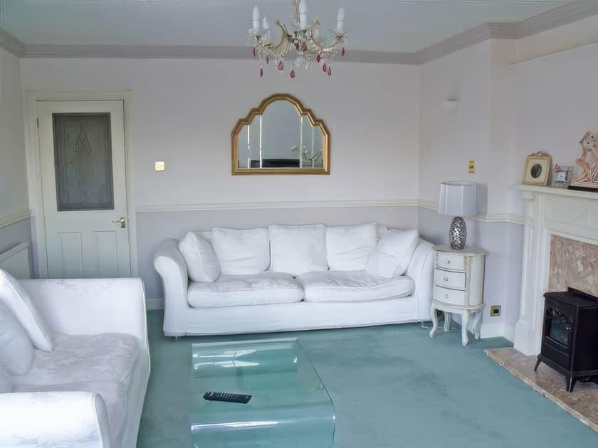 Living room | Tracara Cottage - Tracara, Horning, near Norwich