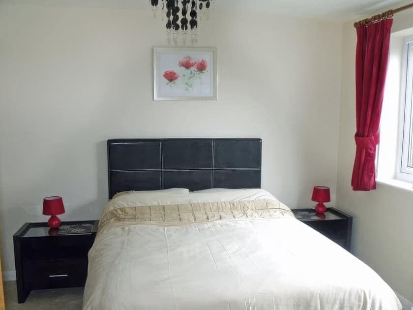 Double bedroom | Tracara Cottage - Tracara, Horning, near Norwich