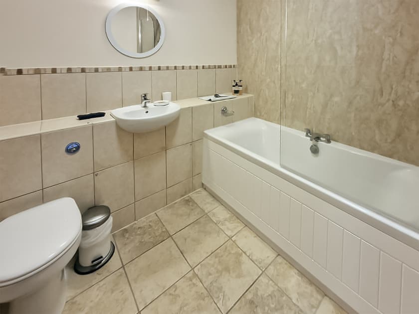 Bathroom | Bird’s Eye View, Dornoch