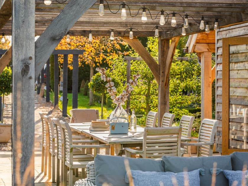 Outdoor dining area on the patio | Hare’s Furrow - Stop in the Sticks, Burton Overy