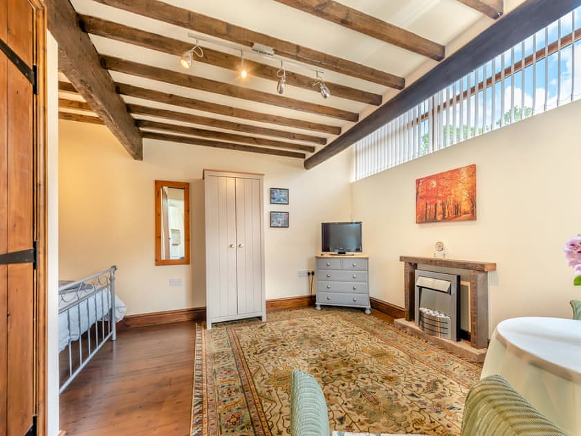 Open plan living space | Ty’r Eithin Bach, Trimsaran, near Kidwelly