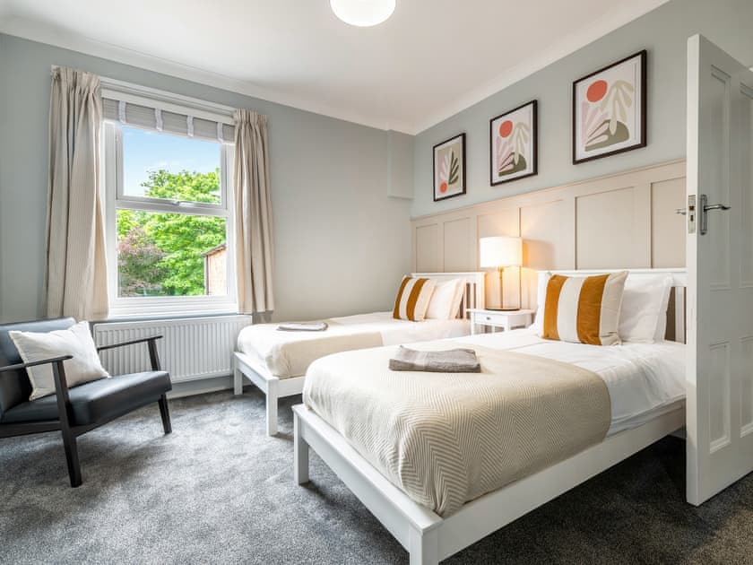 Twin bedroom | Scarborough StaysGarfield, Scarborough