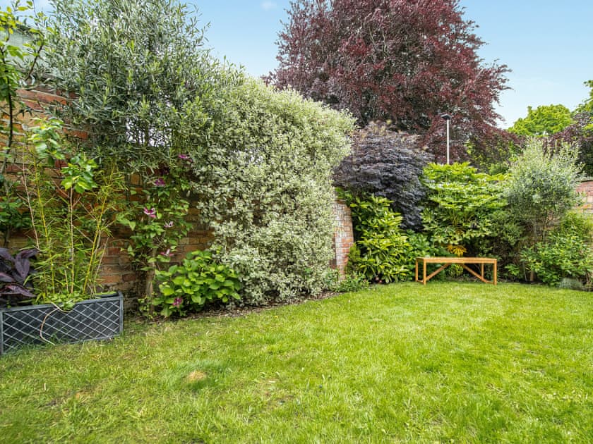 Garden | Scarborough StaysGarfield, Scarborough