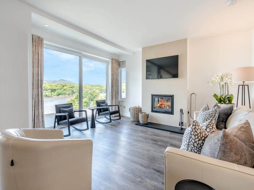 Open plan living space | Berkeley, Kippford, near Dalbeattie