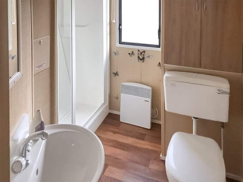 Bathroom | Bonnie Escapes- Merse Place 57 - Bonnie Escapes, Southerness