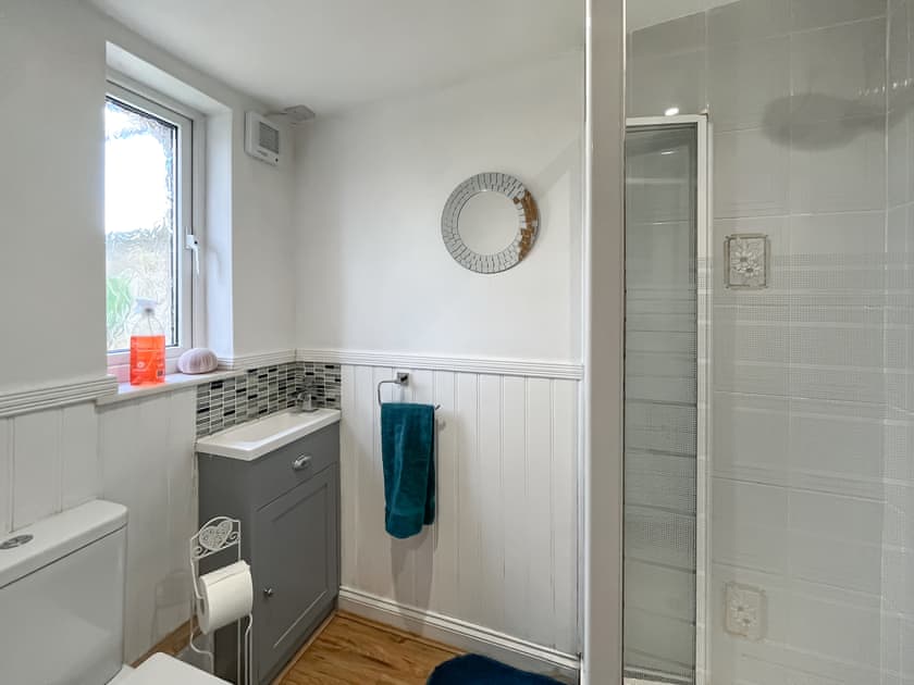 Bathroom | Swinton Mill Farm Cottage, Duns