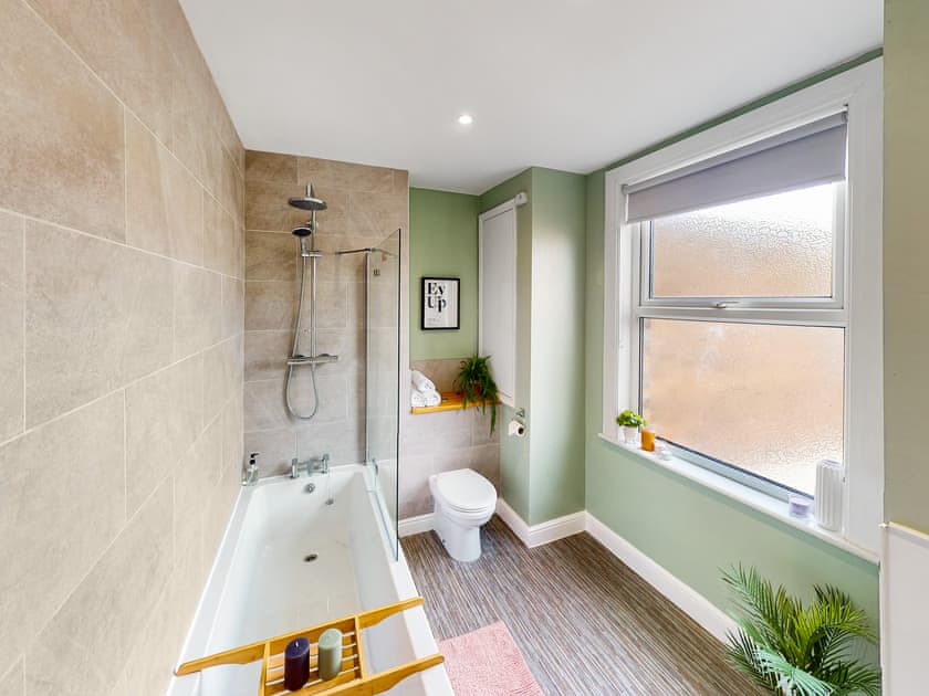 Bathroom | 44 Norwood, Scarborough