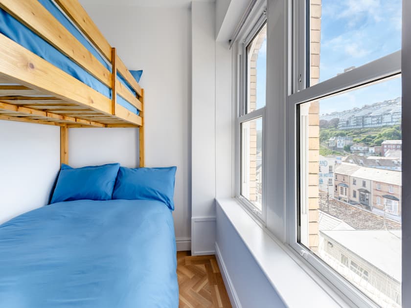 Bunk bedroom | White Horses, Ilfracombe