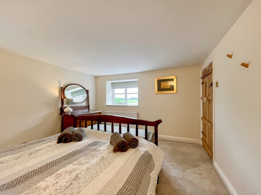 Double bedroom | Gladwyn Cottage, Sutton Benger, near Lacock