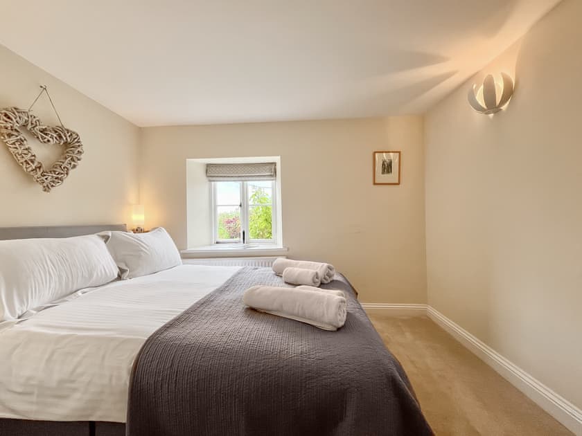 Double bedroom | Gladwyn Cottage, Sutton Benger, near Lacock