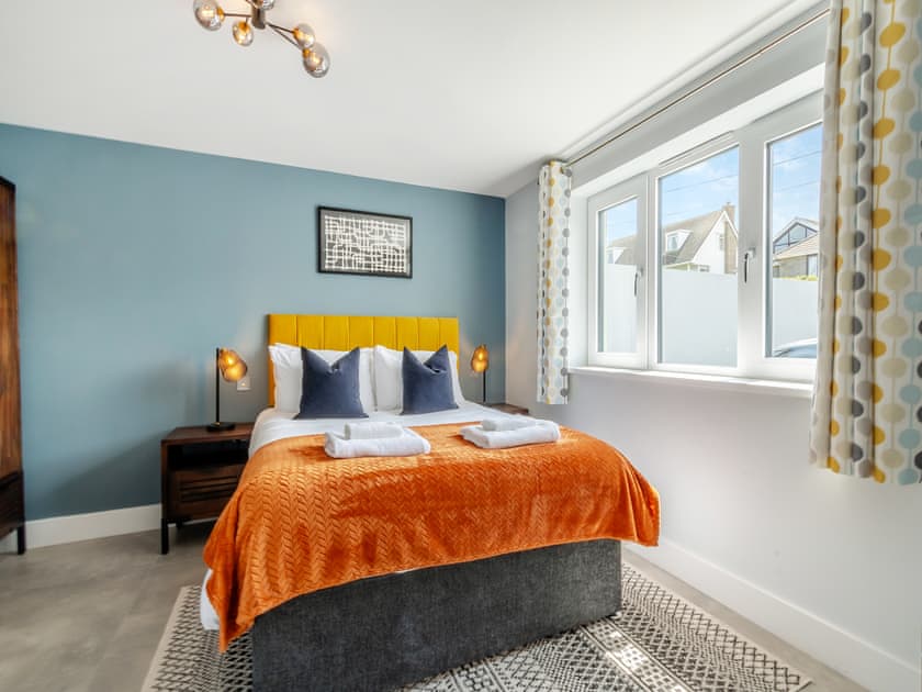 Double bedroom | Ty Ynys - Gwbert Holiday Cottages, Gwbert, near Cardigan