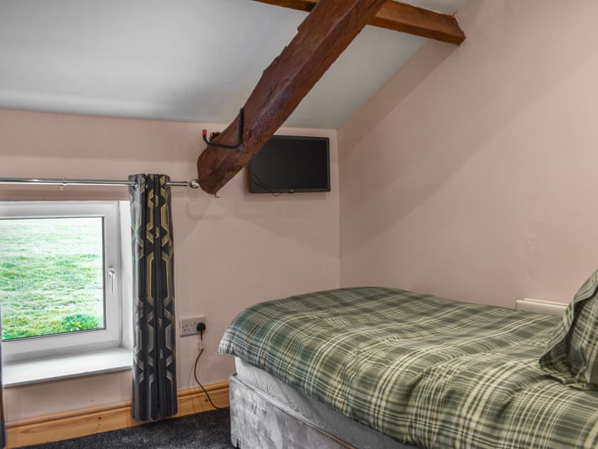 Twin bedroom | Low Hollas Farmhouse - Doddick Retreats, Thelkeld, near Keswick