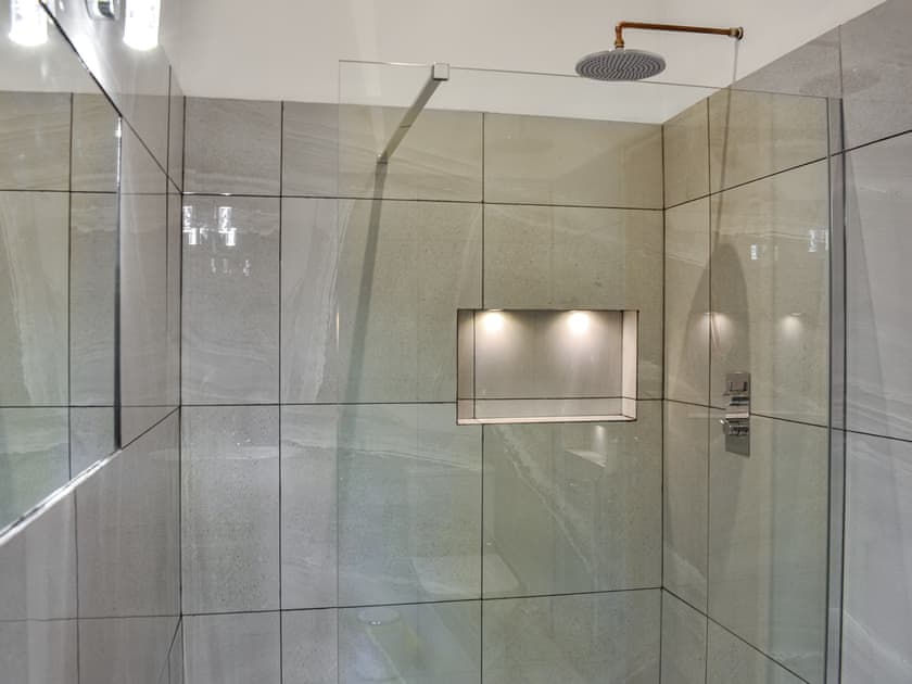 Bathroom | Low Hollas Farmhouse - Doddick Retreats, Thelkeld, near Keswick