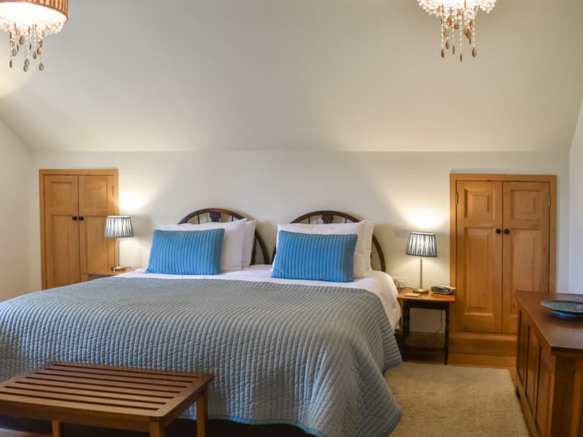Double bedroom | Bramble Cottage - Woodlands Farm, Somerton