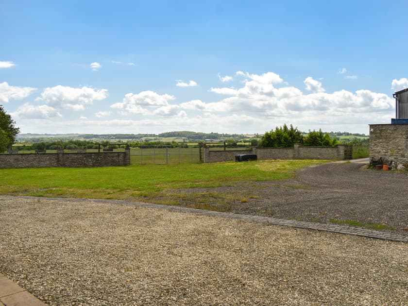 View | Bramble Cottage - Woodlands Farm, Somerton