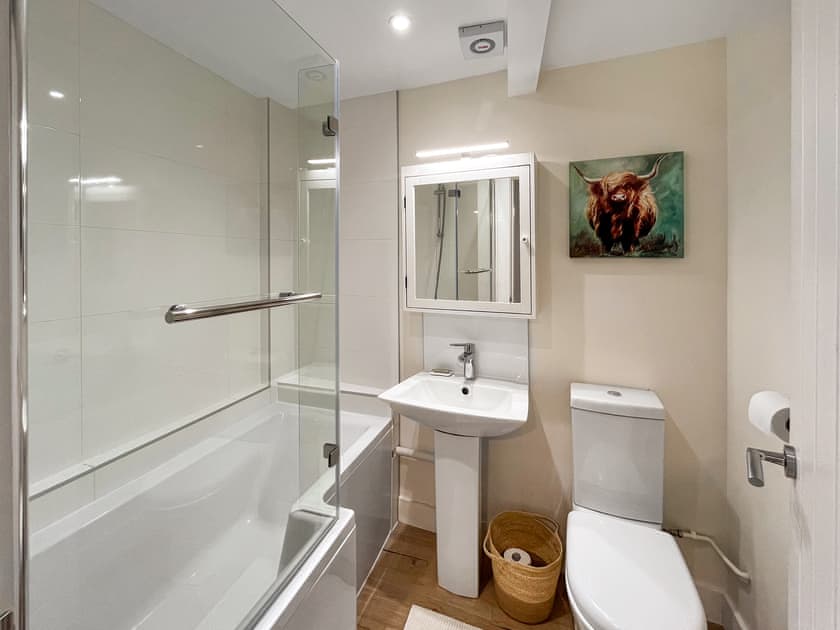 Bathroom | Borders Cottage, Coldstream, near Kelso