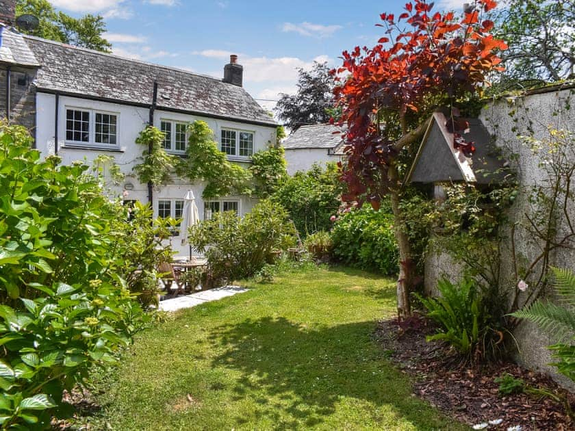 Patio | Hollyhocks Cottage, Hellandbridge, near Bodmin