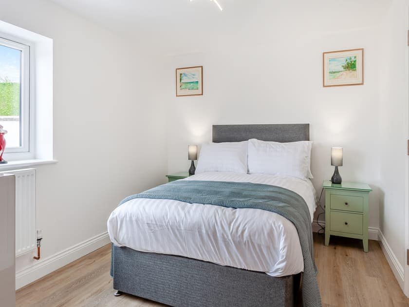 Double bedroom | Orchard Retreat - Orchard Holidays, Forest Of Dean