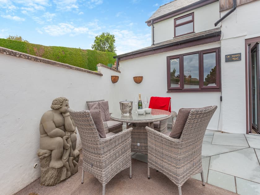 Sitting-out-area | Orchard Retreat - Orchard Holidays, Forest Of Dean