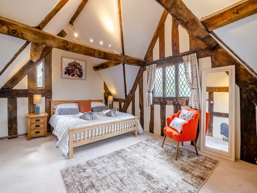 Double bedroom | The Manor House - White Birch Manor Getaways, Awre, near Westbury-on-Severn