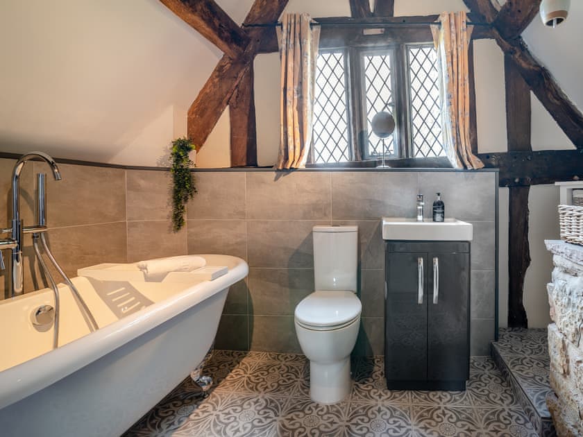 Bathroom | The Manor House - White Birch Manor Getaways, Awre, near Westbury-on-Severn