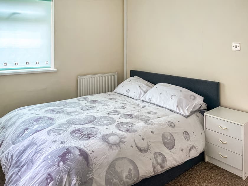 Double bedroom | Alverstoke Seaside Cottage, Alverstoke, Gosport