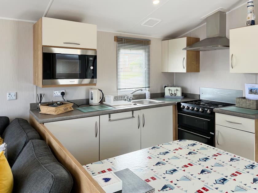 Open plan living space | Sandy Paws - Bonnie Escapes, Southerness