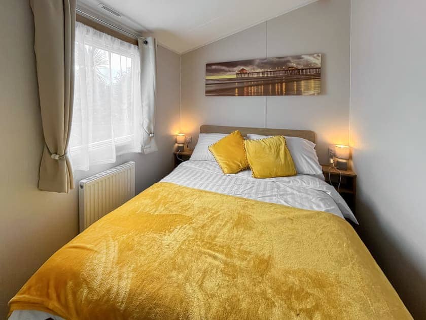 Double bedroom | Sandy Paws - Bonnie Escapes, Southerness