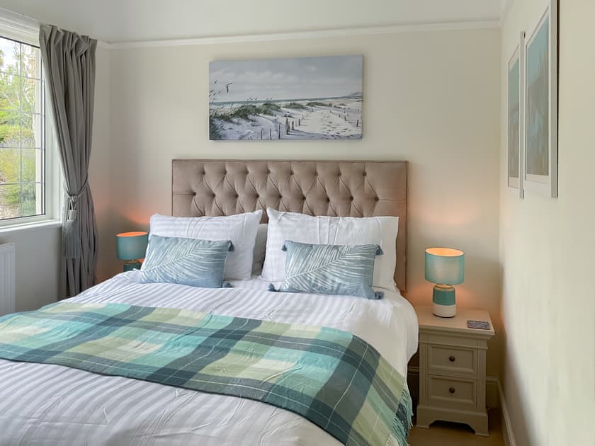 Double bedroom | Kinbrae Apartment, Torquay
