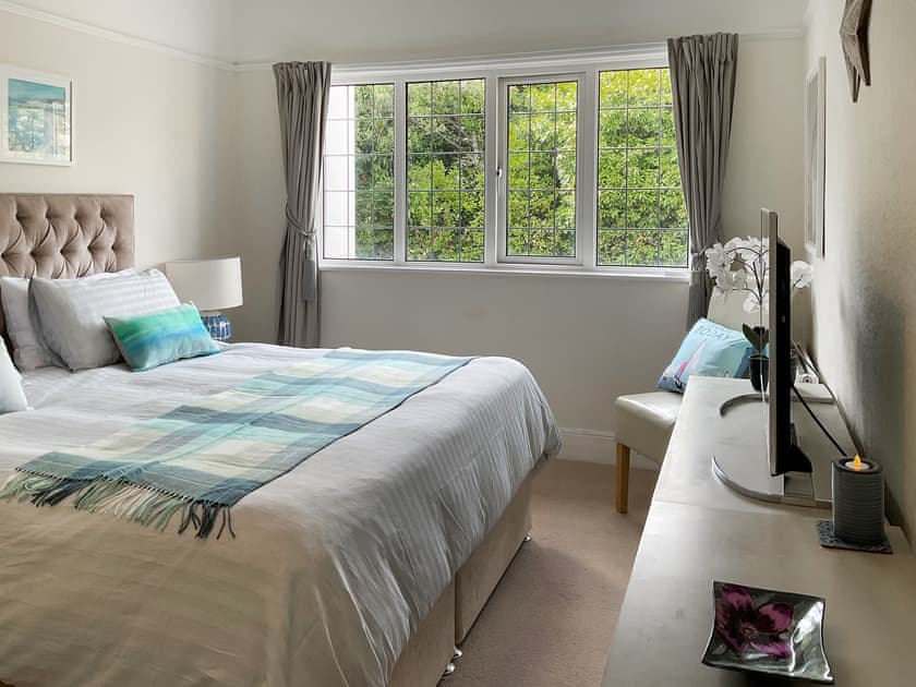 Double bedroom | Kinbrae Apartment, Torquay