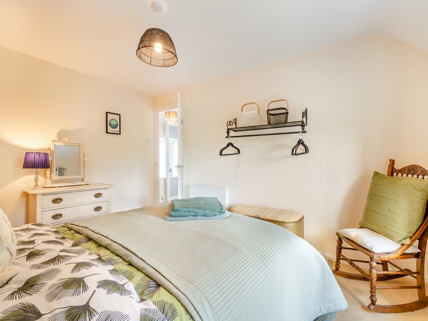 Dog friendly | Church View Cottage - The Artists Cottages, Pickering