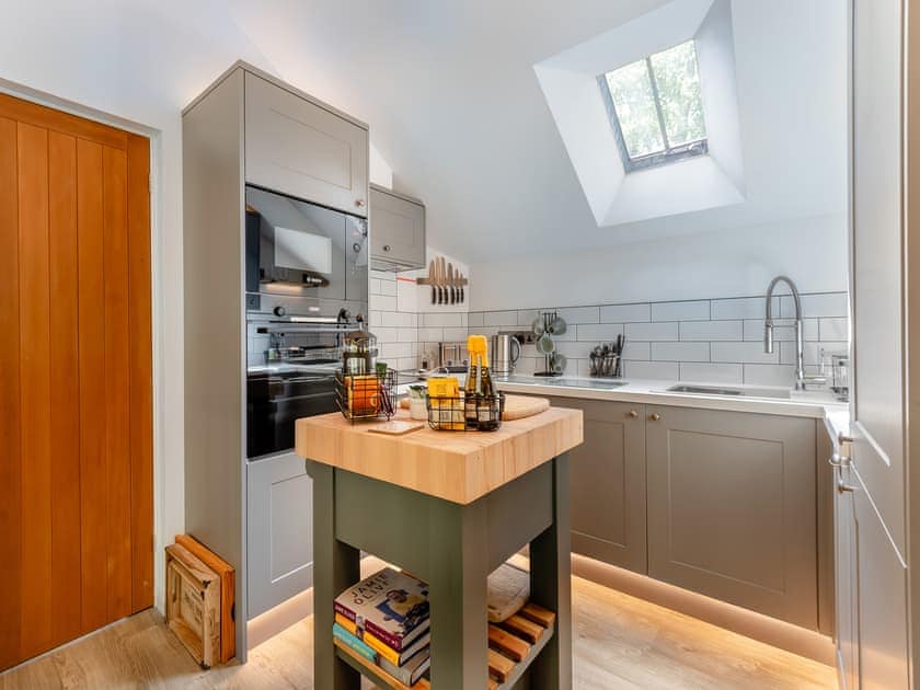 Kitchen | Puddle Duck Cottage, Kendal