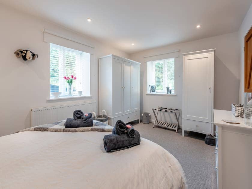 Double bedroom | Puddle Duck Cottage, Kendal