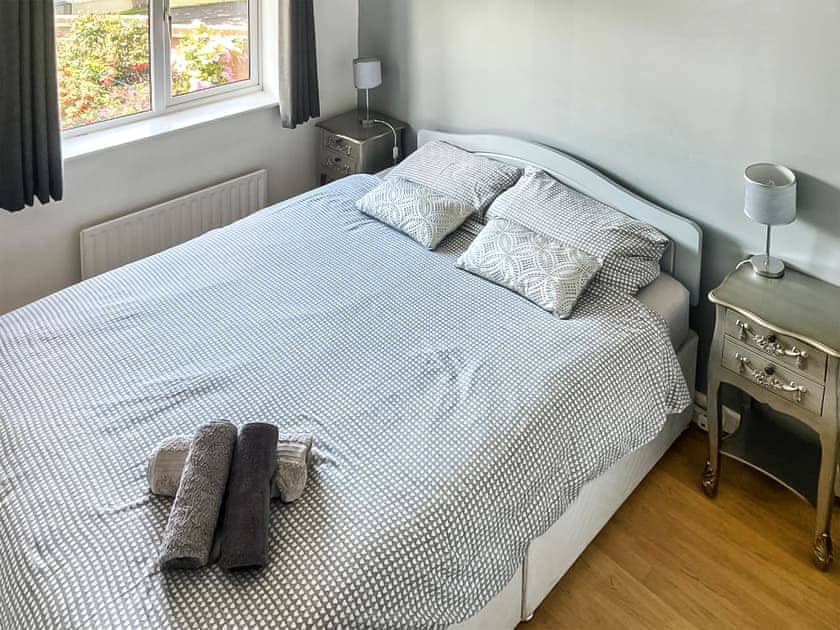 Inviting double bedroom | Britannia Way, Westward Ho!