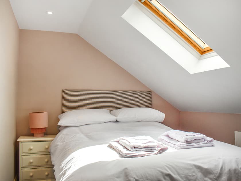 Double bedroom | Swift Cottage - East Ridge Farm Holiday Cottages, Staithes, near Saltburn-by-the-Sea