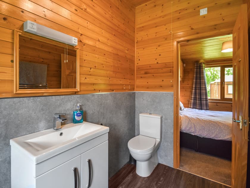 Bathroom | Lomond View Lodge, Rowardennan